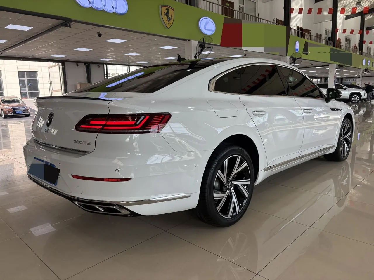 Volkswagen 2021 CC 2.0TSI 380TSI Shining Edition Automatic Gear 8