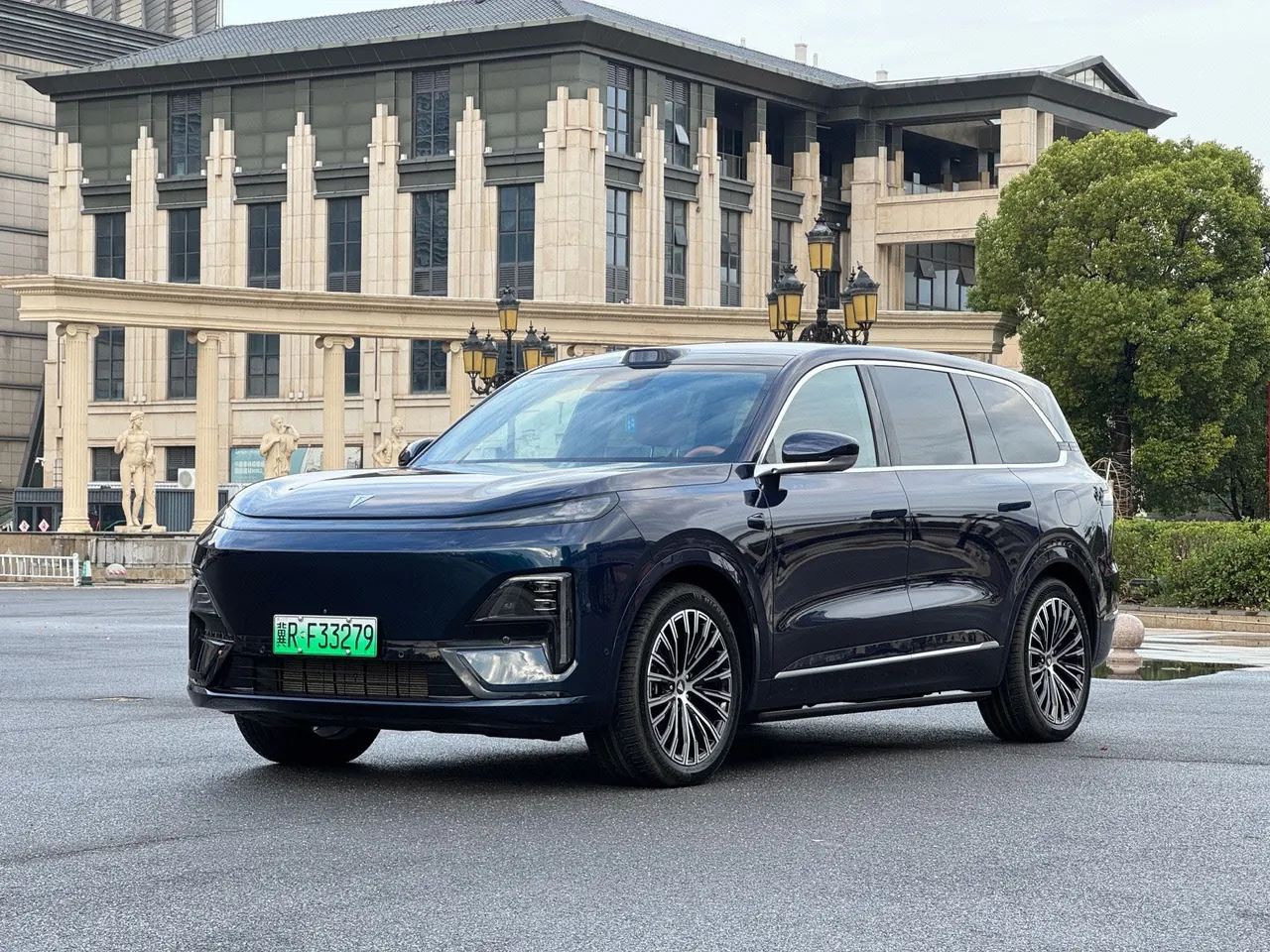 ChangAn Deepal 2025 S09 four-wheel drive Ultra high-fixed automatic gear - View 1