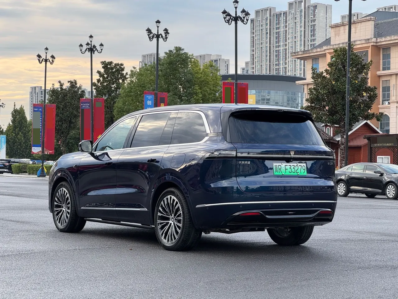 ChangAn Deepal 2025 S09 four-wheel drive Ultra high-fixed automatic gear 3