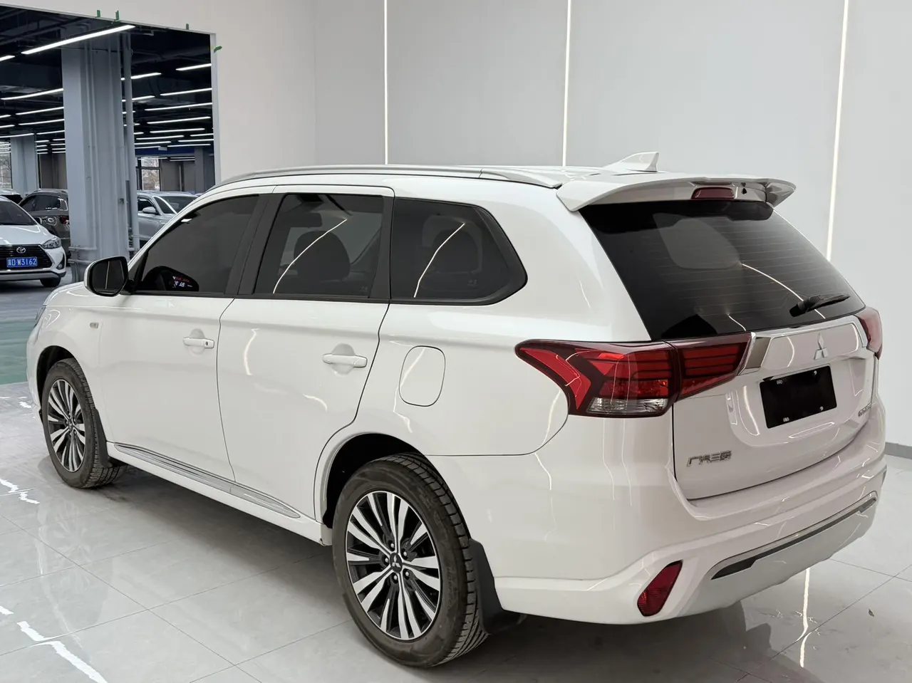 Mitsubishi 2021 Outlander 2.0 Stepless Two-Drive Smooth Edition 5-seat (Changed) Automatic Gear 6