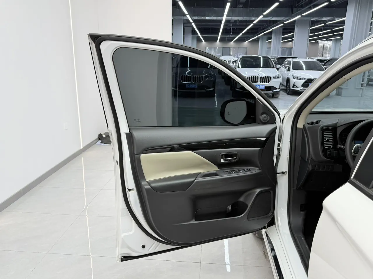 Mitsubishi 2021 Outlander 2.0 Stepless Two-Drive Smooth Edition 5-seat (Changed) Automatic Gear 9