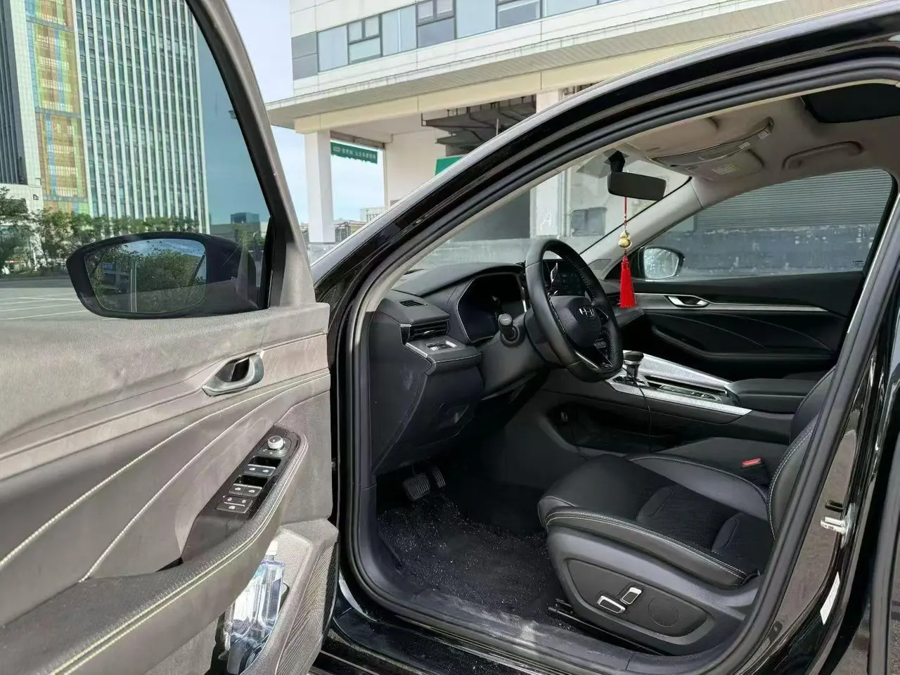 Geely 2021 xingrui 2.0T luxury automatic gear 4