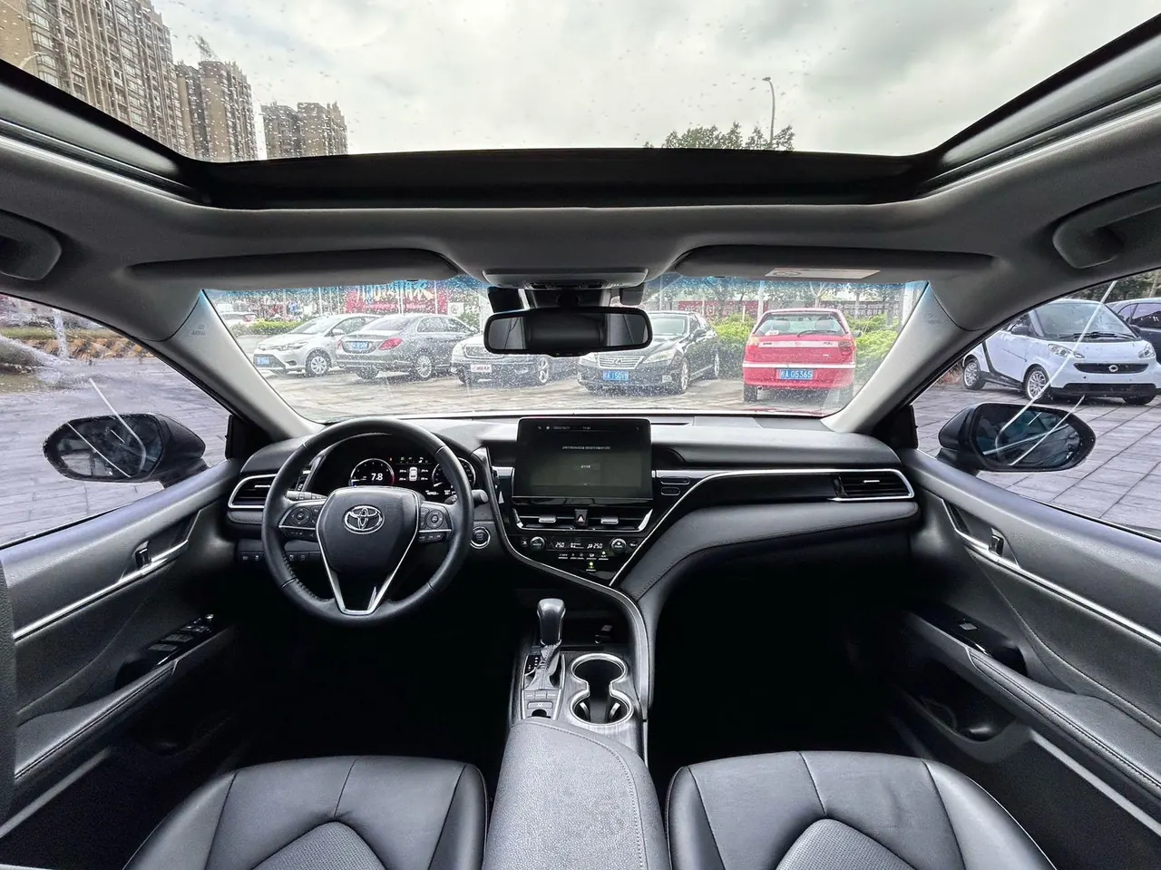 Toyota 2021 Camry 2.5G Deluxe Edition Automatic Gear 9