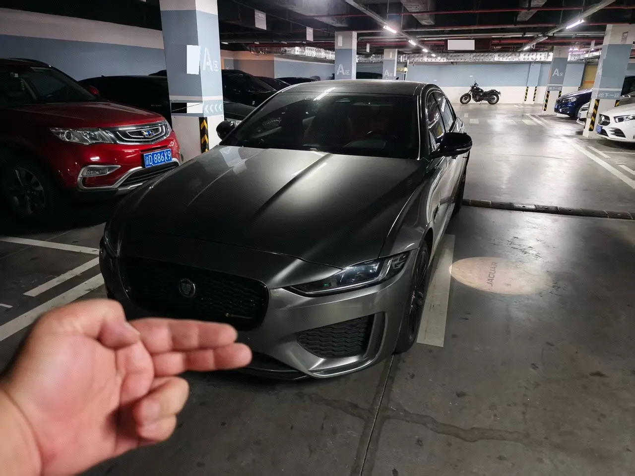 Jaguar 2021 XEL 2.0T 250PS Obsidian Black Sports Edition Automatic Gear - View 1