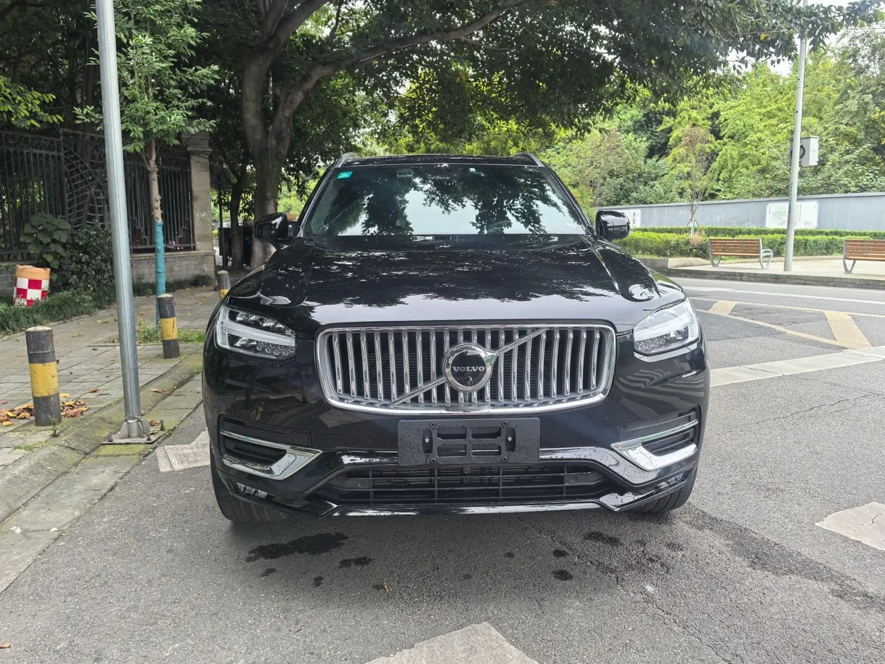Volvo XC90 (Imported) 2024 XC90 48V 2.0T B6 Zhiya Deluxe Edition 7-seat Automatic Gear 2