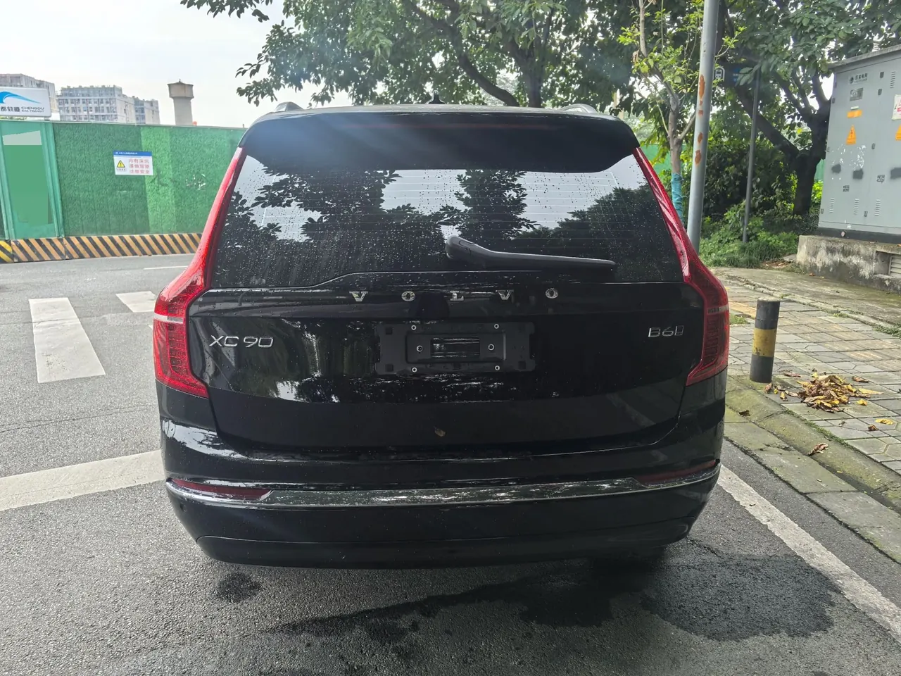 Volvo XC90 (Imported) 2024 XC90 48V 2.0T B6 Zhiya Deluxe Edition 7-seat Automatic Gear 4