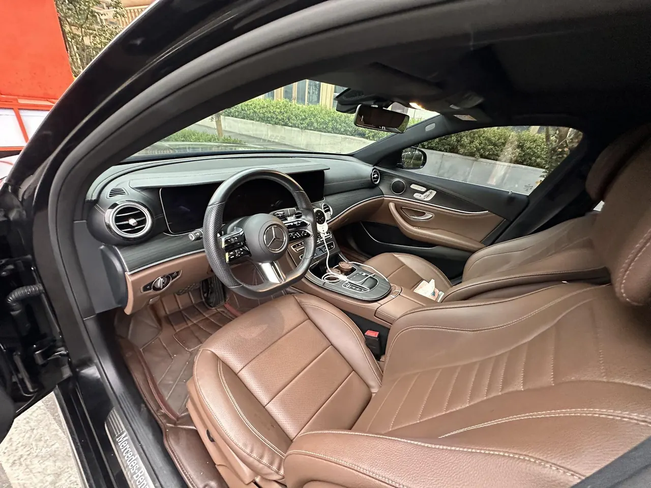 Mercedes Benz E Class 2022 E 300 L 2.0T Sports Fashion (Change 2) Automatic Gear 4