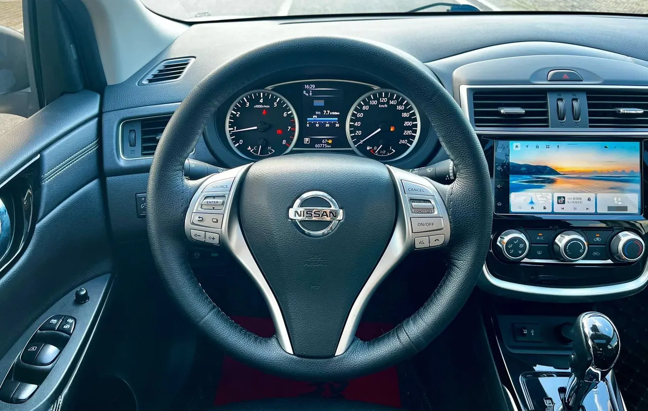 Nissan 2021 Tiida 1.6 Stepless Smart Edition Automatic Gear 9