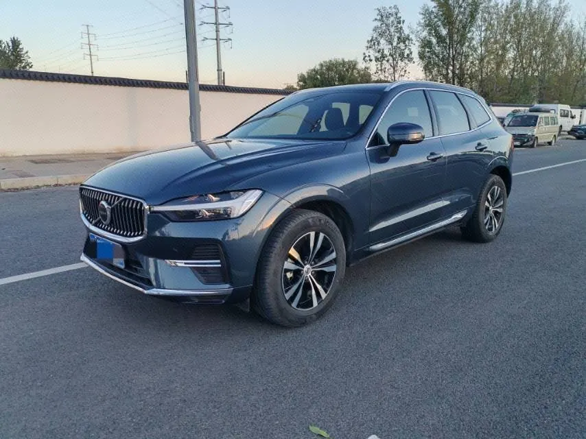 Volvo 2024 XC60 48V 2.0T B5 4-wheel-drive Zhiyi Deluxe Edition Automatic Gear - View 1