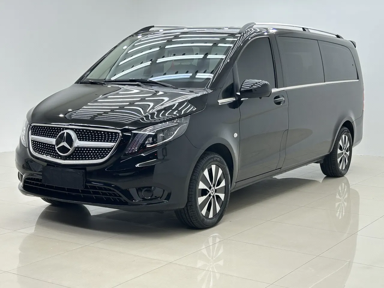 Mercedes Benz 2021 Vito 2.0T Elite Edition 7-seat Automatic Gear - View 1
