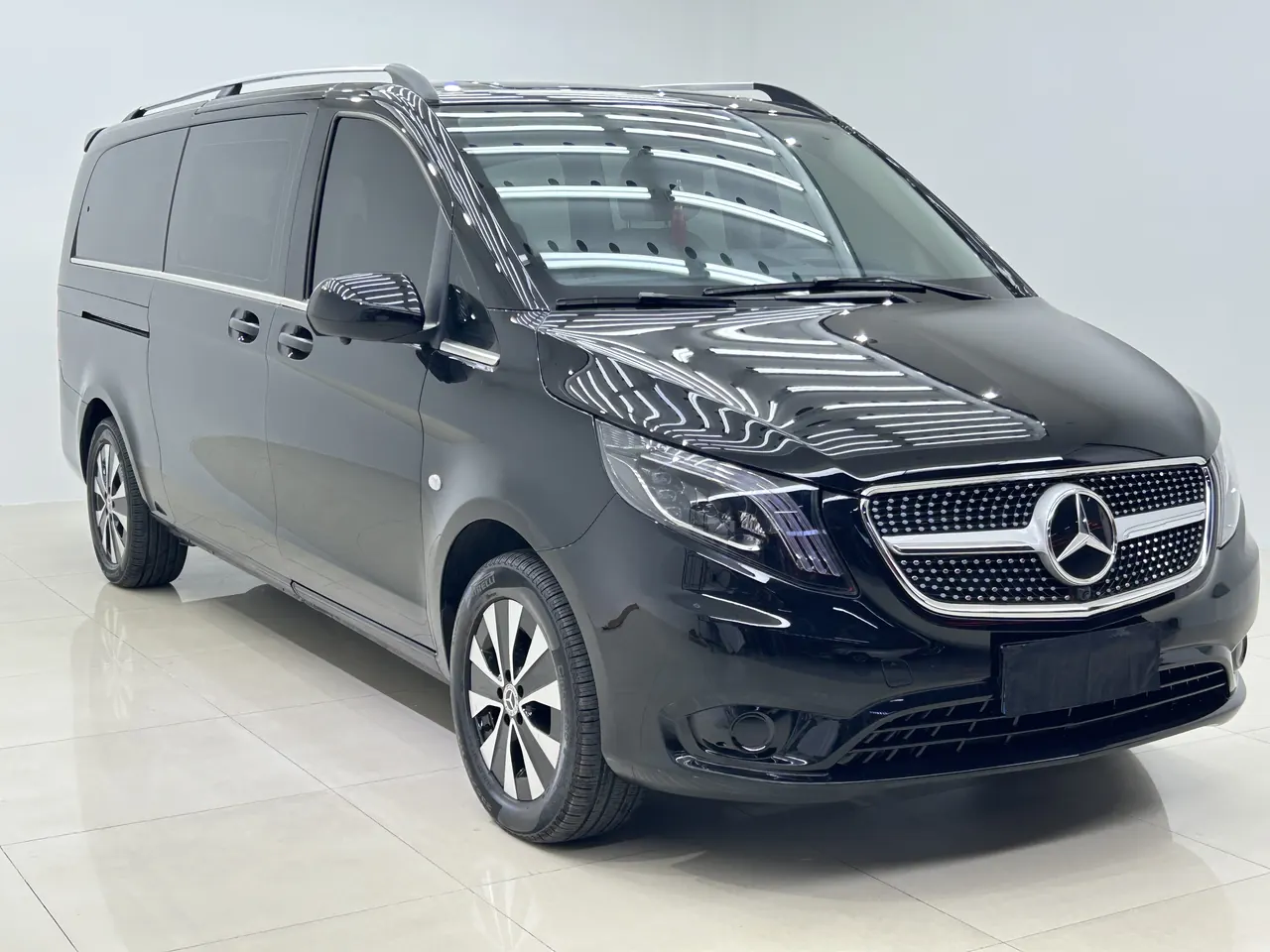 Mercedes Benz 2021 Vito 2.0T Elite Edition 7-seat Automatic Gear 2