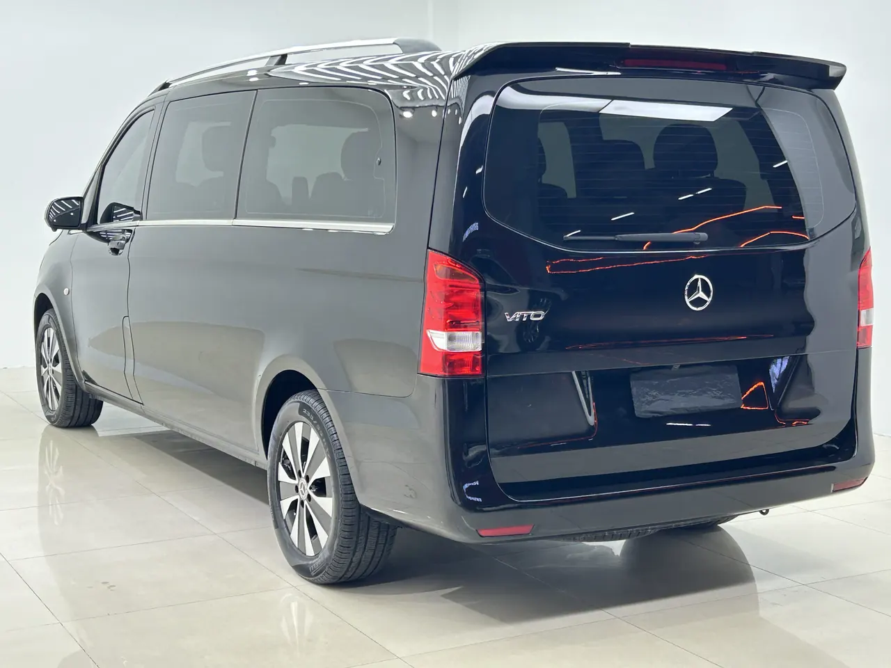 Mercedes Benz 2021 Vito 2.0T Elite Edition 7-seat Automatic Gear 6