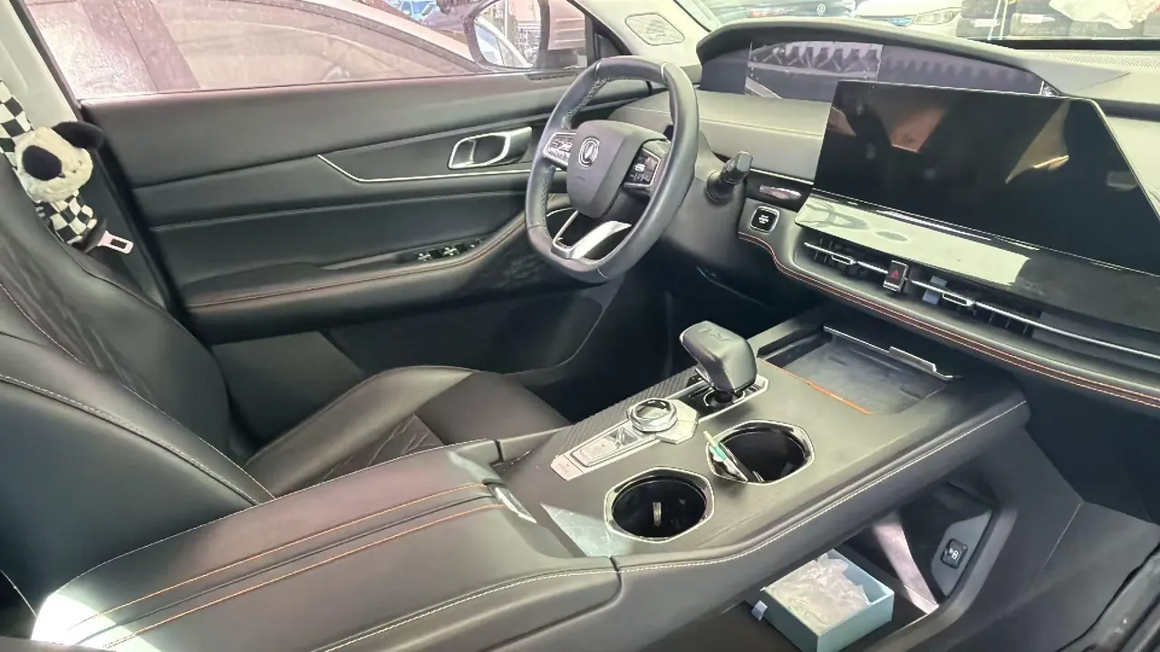 ChangAn 2021 UNI-K 2.0T Honorable Automatic 5
