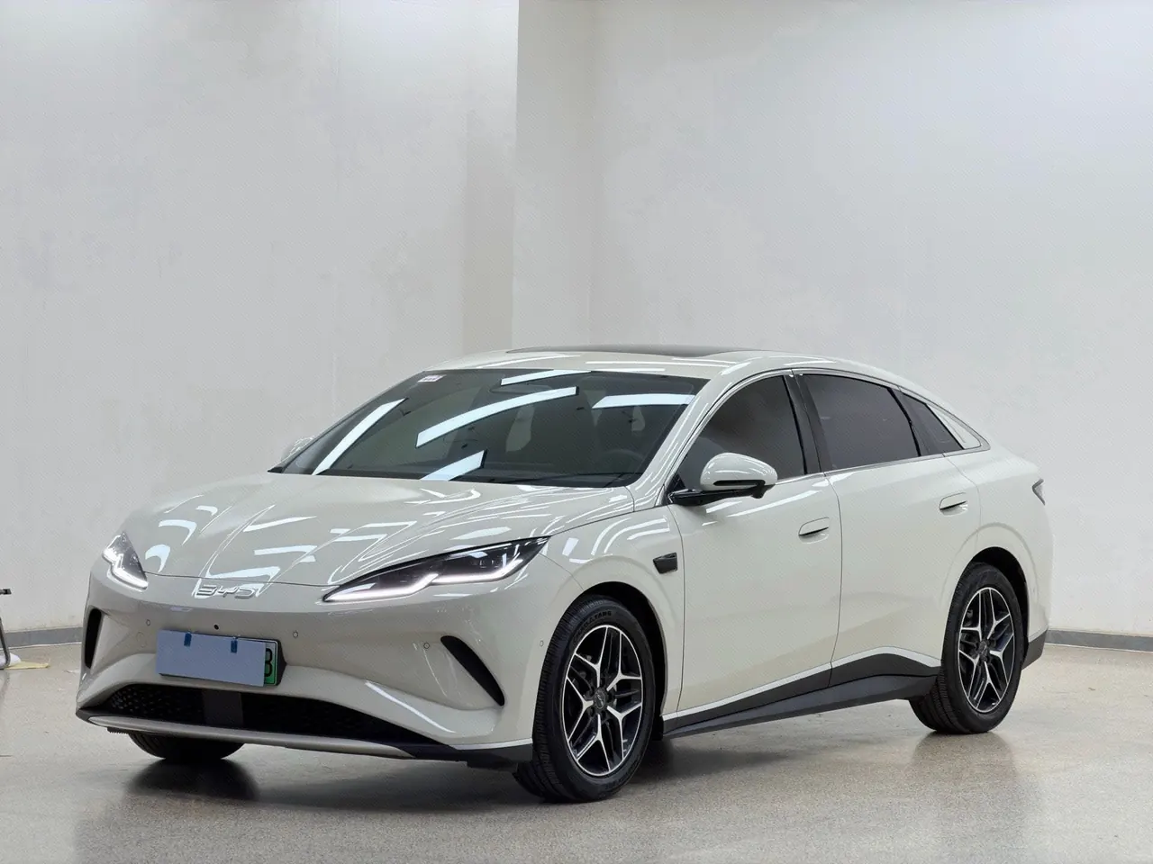 BYD 2025 Seal 06 EV 545KM Flagship Automatic Gear - View 1