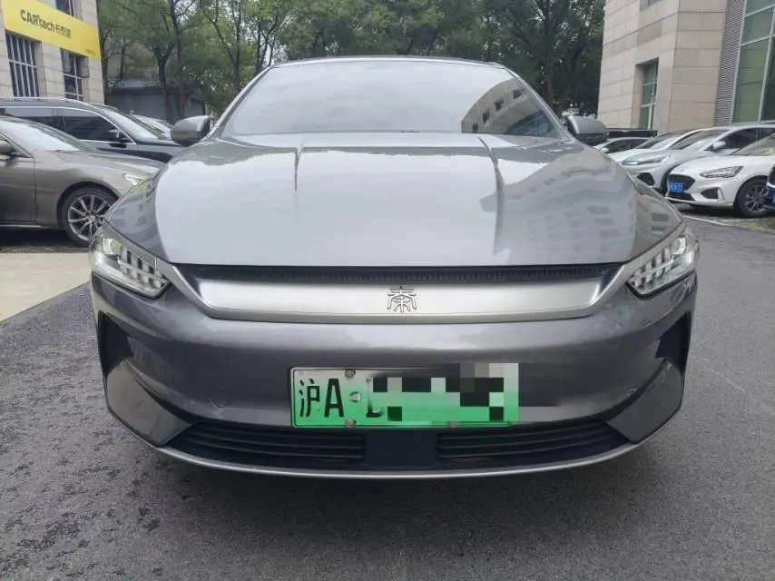 BYD 2021 Qin PLUS EV 400KM Luxury Automatic Gear 3