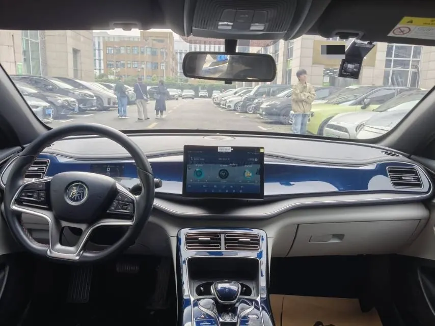 BYD 2021 Qin PLUS EV 400KM Luxury Automatic Gear 8