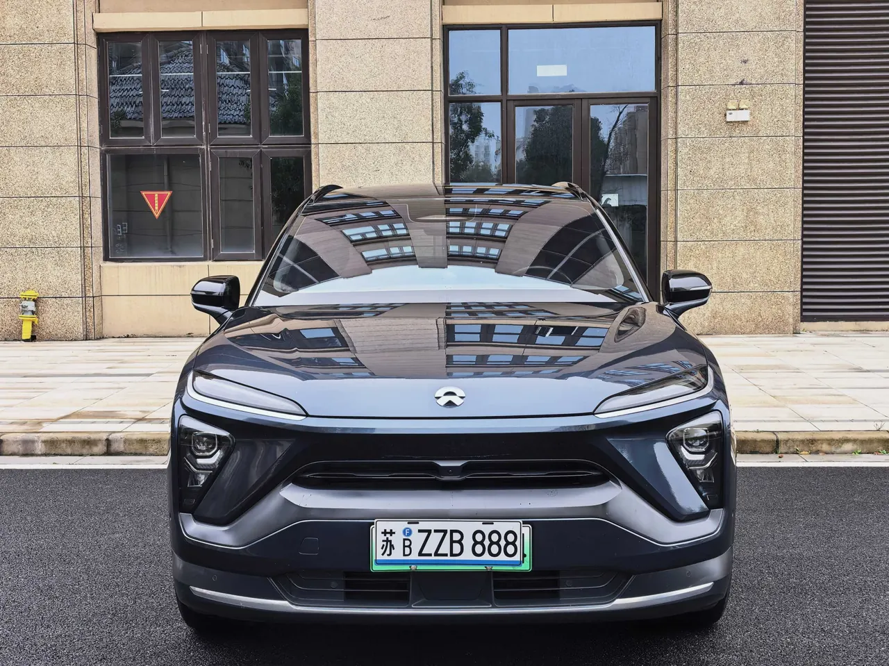 NIO 2020 ES 6 600KM Sports Edition Automatic Gear 2