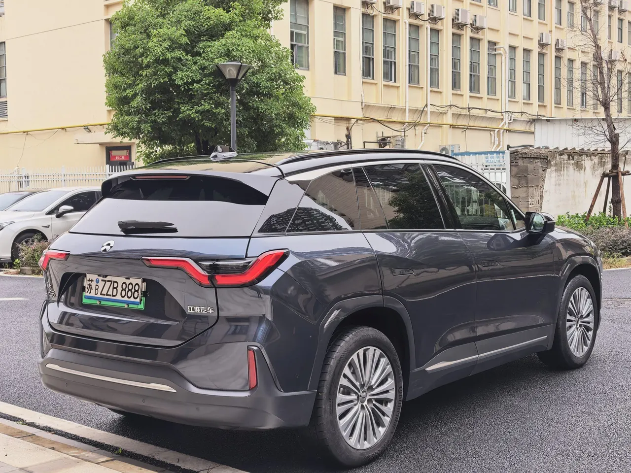 NIO 2020 ES 6 600KM Sports Edition Automatic Gear 4