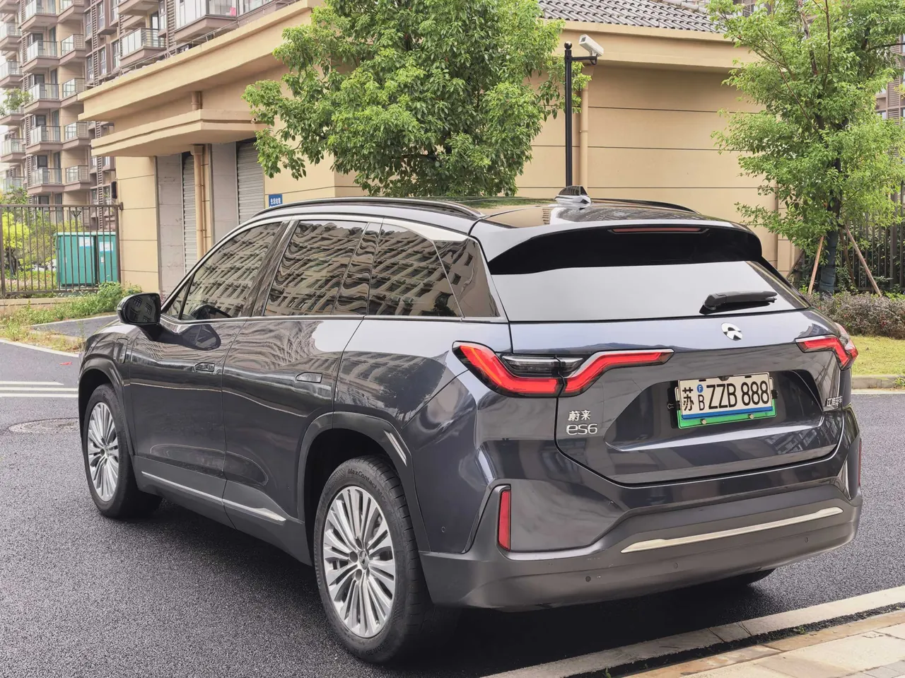 NIO 2020 ES 6 600KM Sports Edition Automatic Gear 6