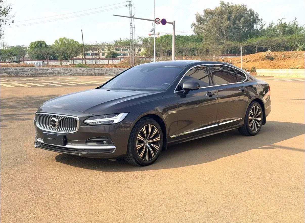 Volvo 2021 S90 2.0T B5 Zhiyuan Deluxe Edition Automatic Gear - View 1