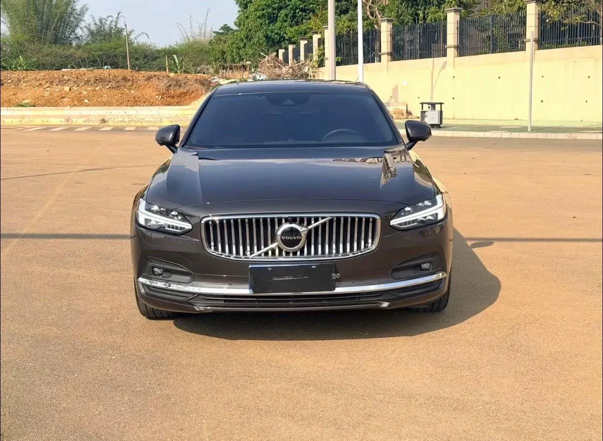 Volvo 2021 S90 2.0T B5 Zhiyuan Deluxe Edition Automatic Gear 2