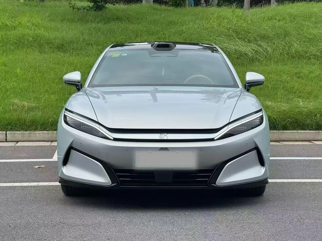 BYD 2025 Han L EV four-wheel drive laser Radar flagship automatic gear 2
