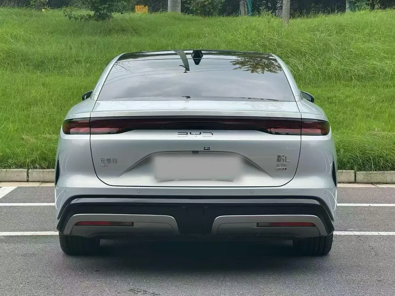 BYD 2025 Han L EV four-wheel drive laser Radar flagship automatic gear 8