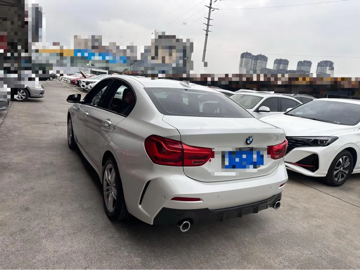 BMW 1 Series 2020 120i 1.5T M Sports Suit Automatic Gear 3