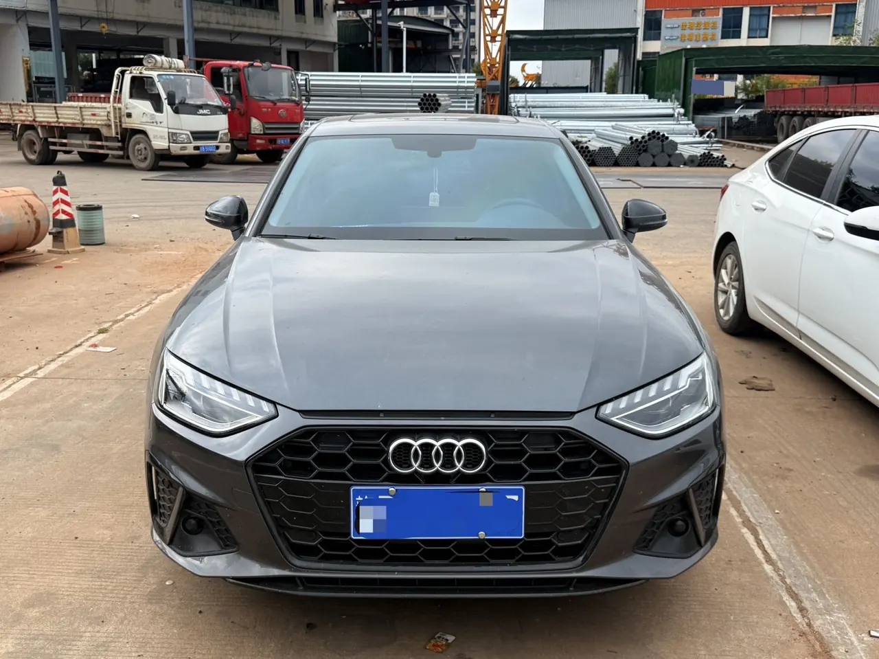 Audi 2025 A4L 2.0TFSI 40TFSI 2 million Yuexiang Edition Fashion Dynamic Automatic Gear 2