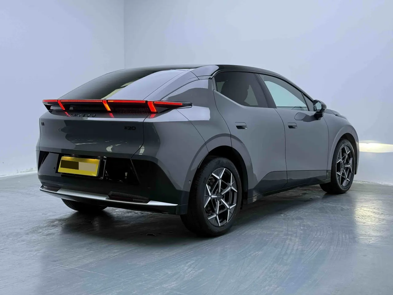 LYNK&amp;CO 2025 LYNK&amp;CO Z 20 530km Rear Drive Pro Automatic 7