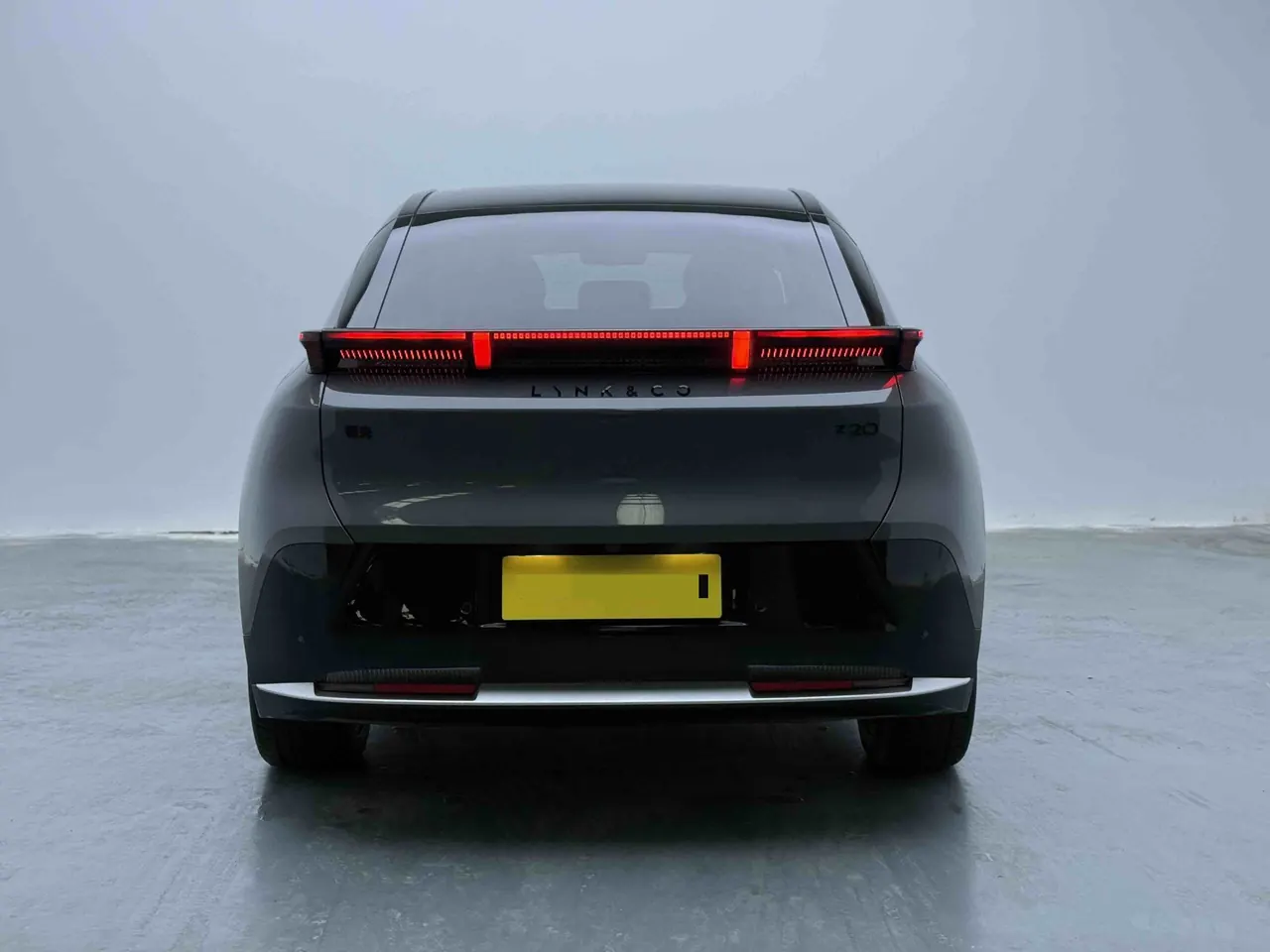 LYNK&amp;CO 2025 LYNK&amp;CO Z 20 530km Rear Drive Pro Automatic 8