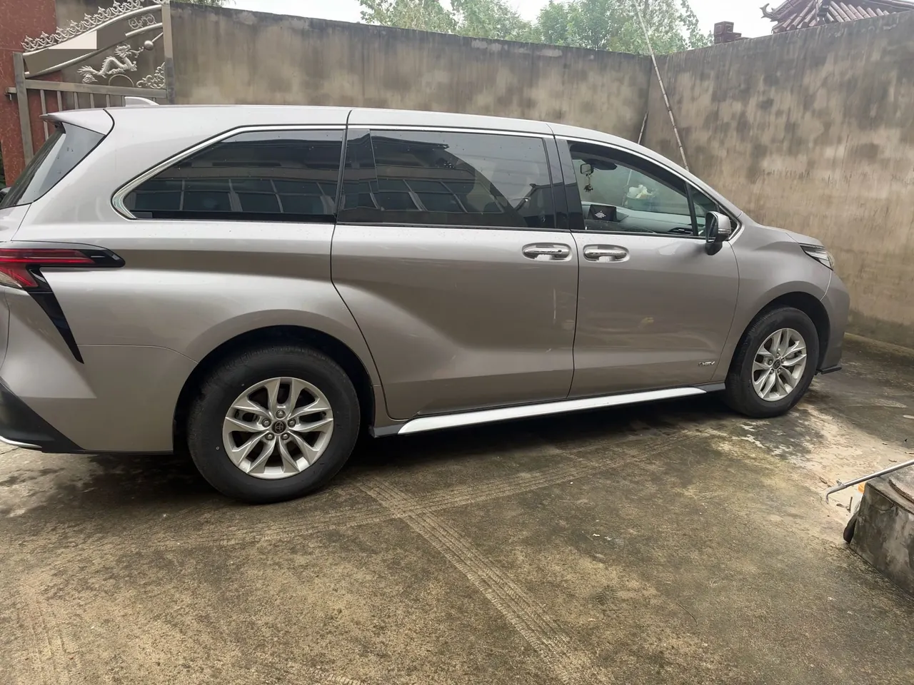 Toyota 2024 Grevia HYBRID 2.5 Stepless Comfort Edition Automatic Transmission 4
