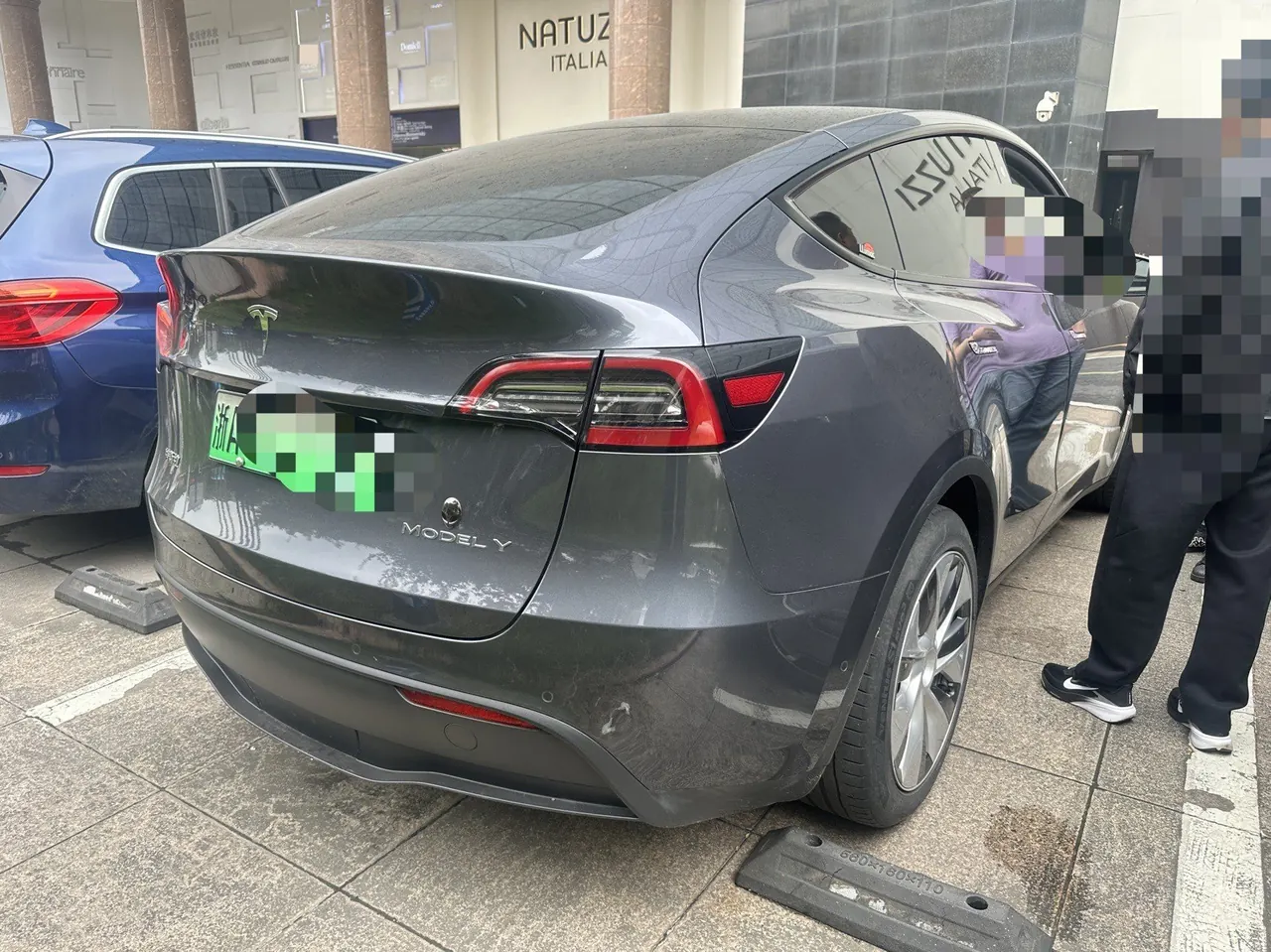 Tesla 2021 Model Y Standard Endurance Rear Drive Automatic Gear 3