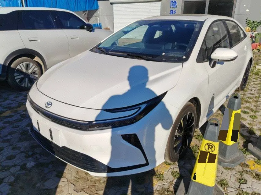 Toyota 2026 Corolla Hybrid 1.8 CVT Elite Automatic - View 1