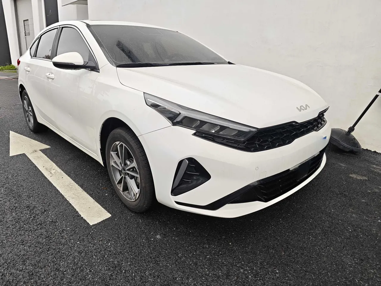 Kia 2024 K3 1.5 Stepless Comfort Premium Edition Automatic Gear 3