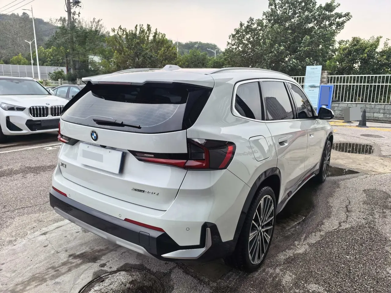BMW 2026 X1 xDrive25Li 2.0T X design set automatic gear 6