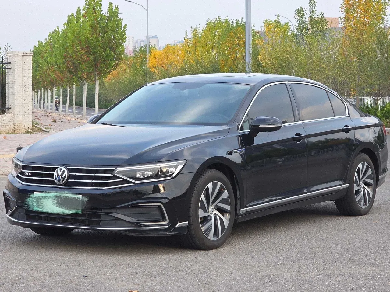Volkswagen Magotan New Energy 2020 Magotan GTE 1.4T Luxury Automatic Gear - View 1