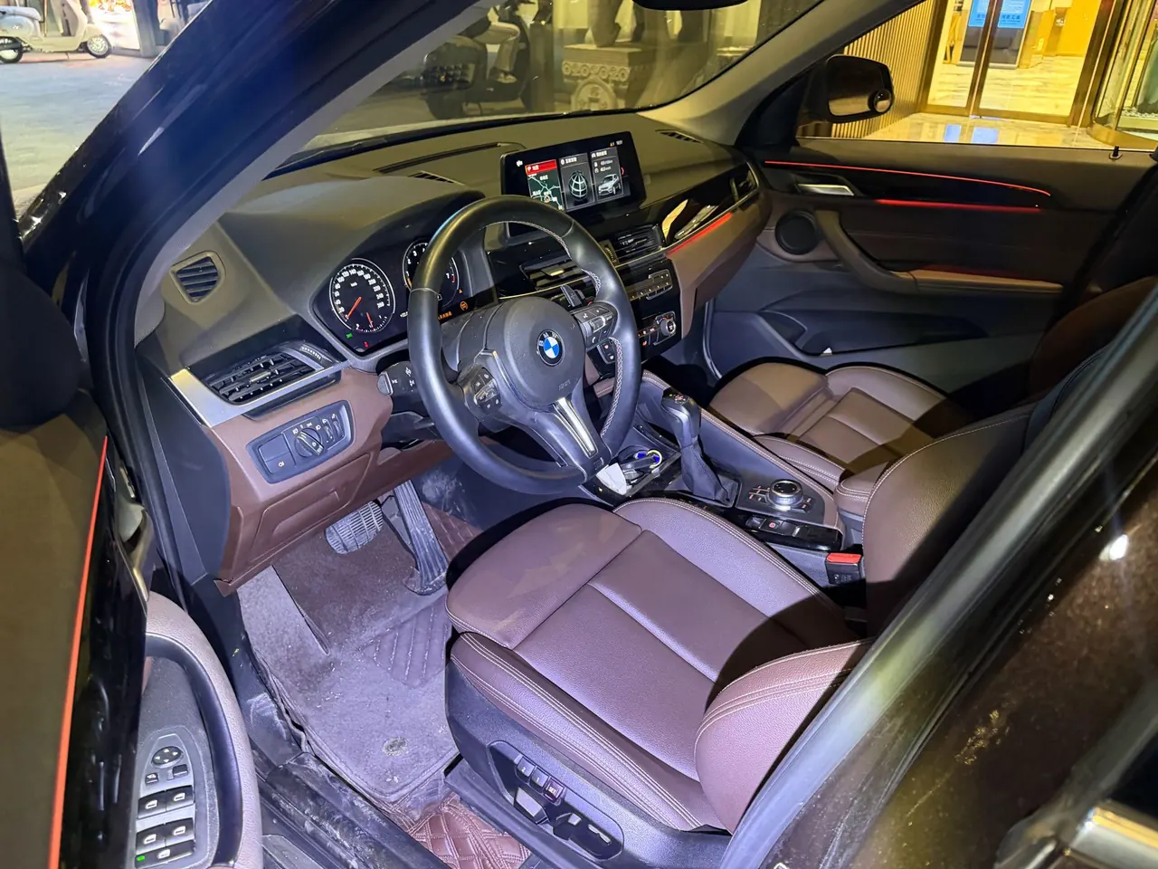 BMW X1 New Energy 2020 X1 xDrive30Le 1.5T Exclusive Automatic Gear 4