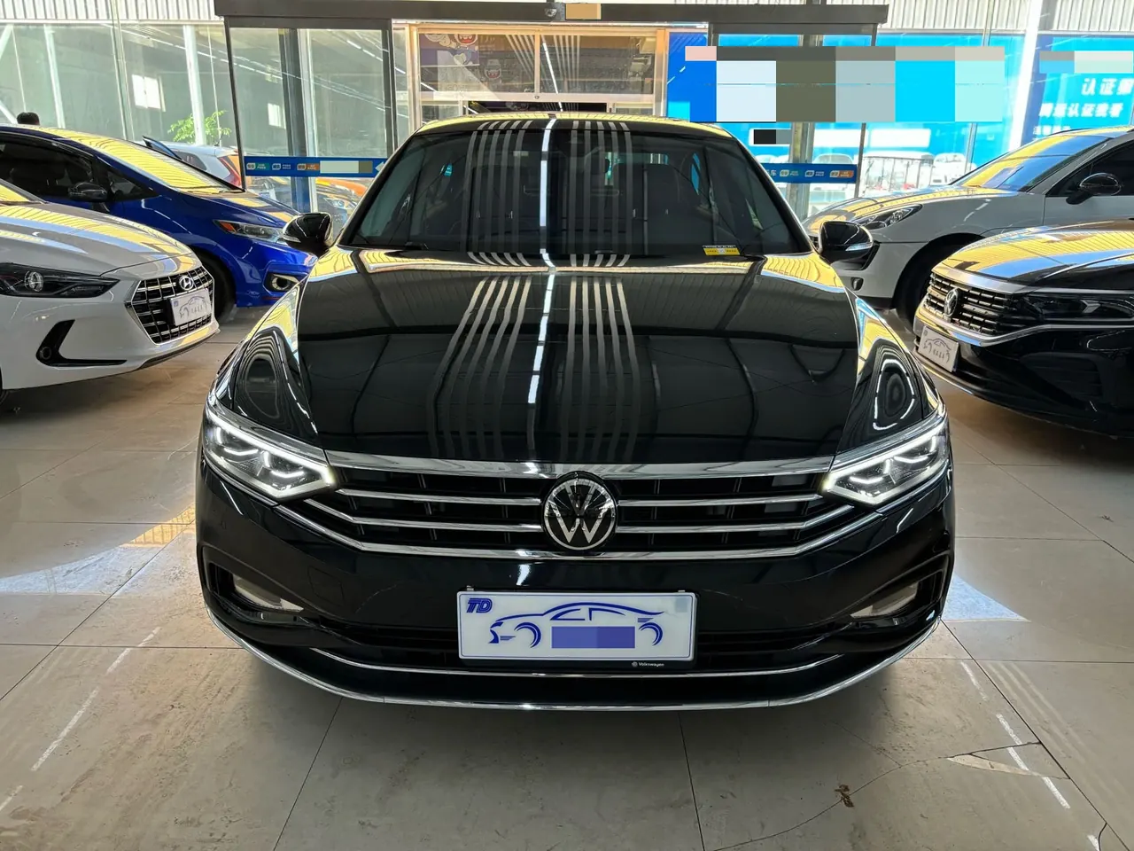 Volkswagen 2020 Magotan 2.0TSI 380TSI Luxury Automatic 2