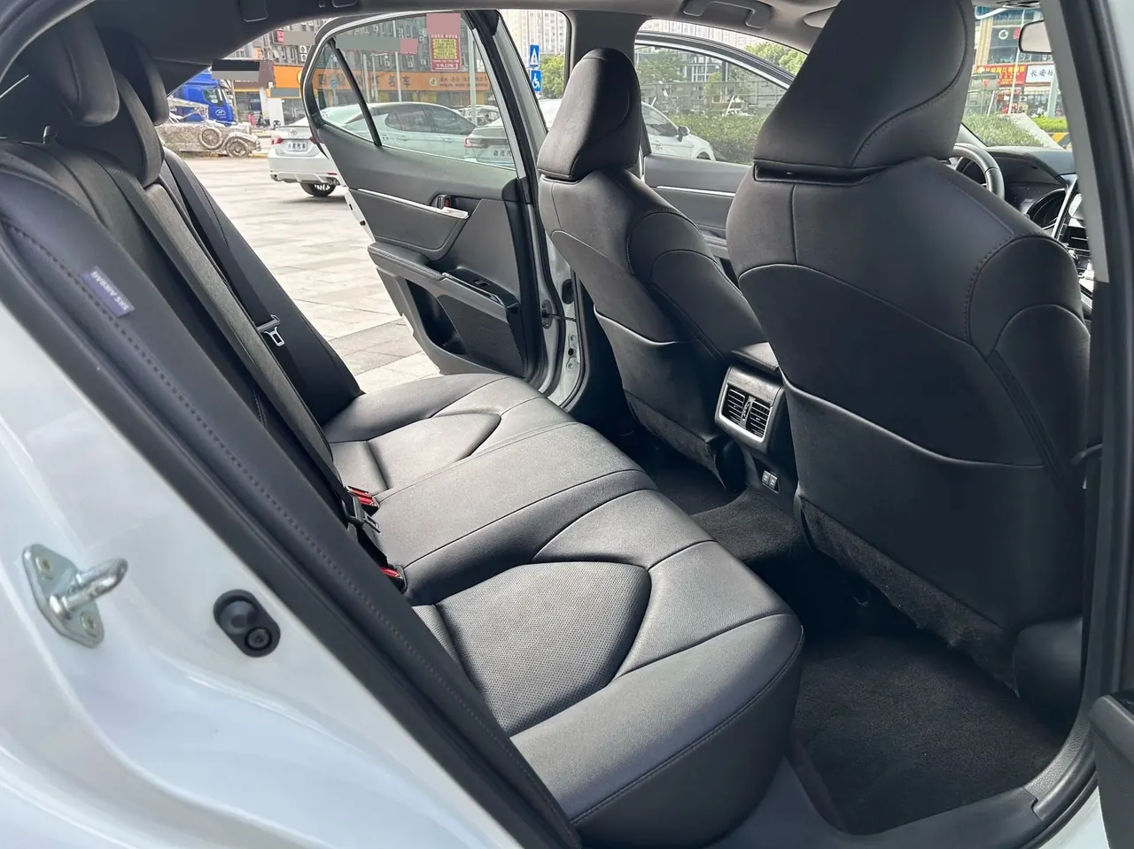 Toyota 2021 Camry 2.0G Stepless Deluxe Edition Automatic Gear 6