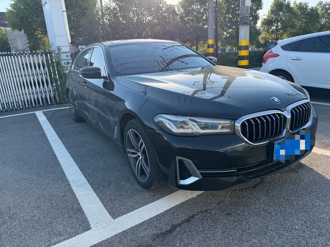 BMW 5 Series 2022 530Li 2.0T Leading Luxury Suit (Modified) Automatic Gear 3