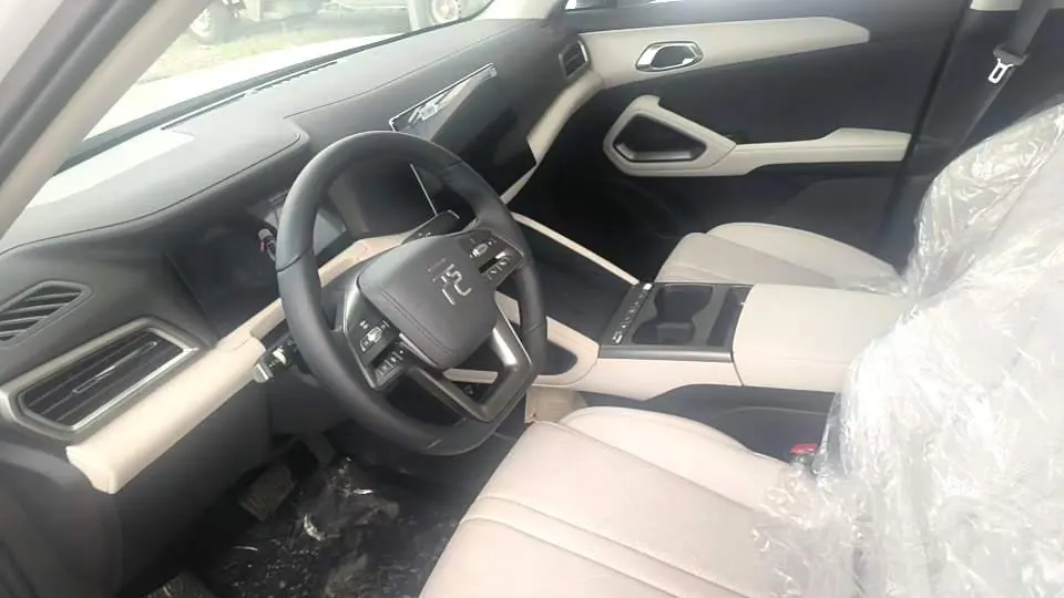 BYD 2025 Yuan UP Smart Driving 401KM Vital Automatic Gear 3