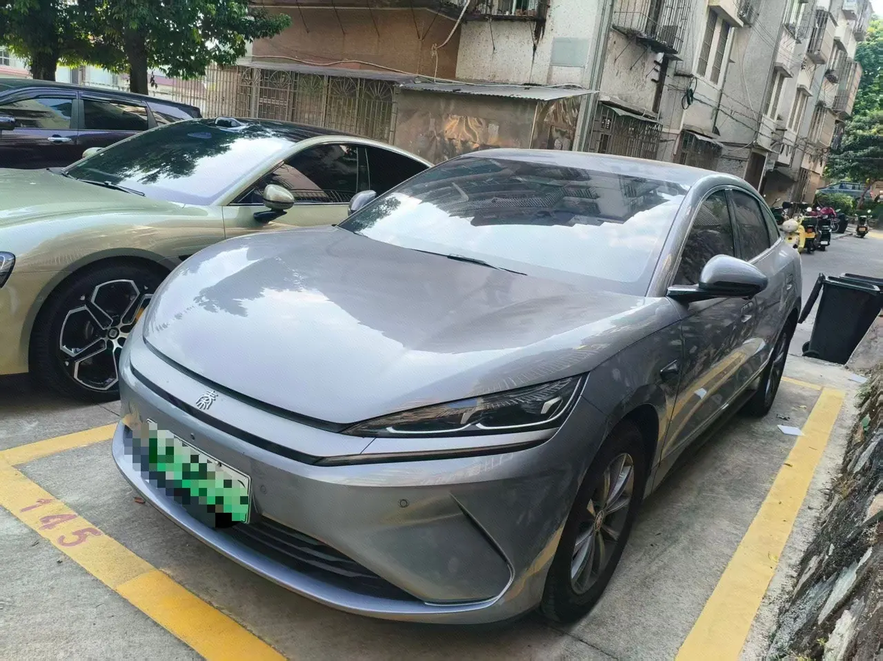 BYD 2025 Qin L EV 545KM Exceed automatic gear - View 1