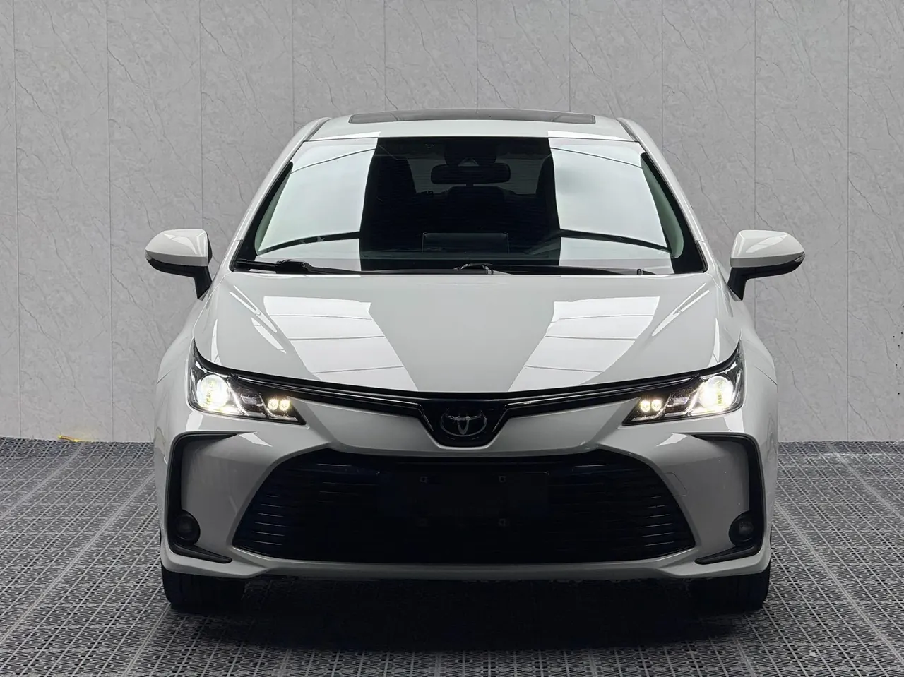 Toyota 2022 corolla 1.2T stepless pioneer PLUS version automatic gear 2