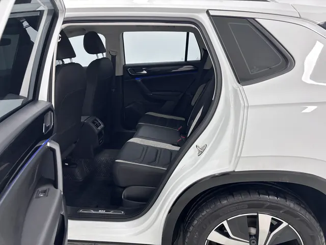 Volkswagen 2020 GTE 1.4T Luxury Automatic Gear 13