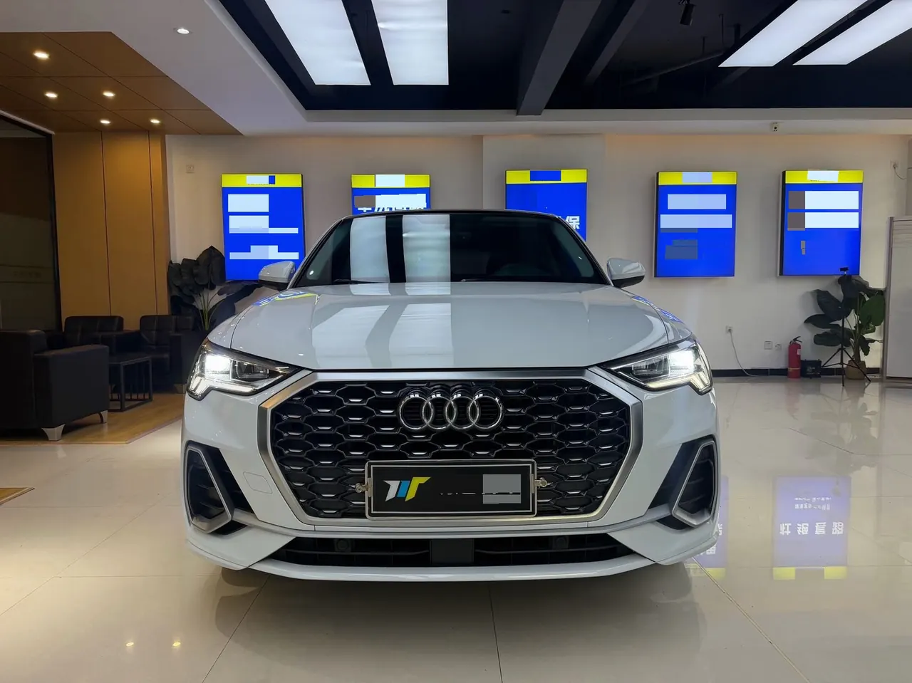Audi 2020 Q3 Sportback 2.0TFSI 40TFSI Fashion Automatic 2