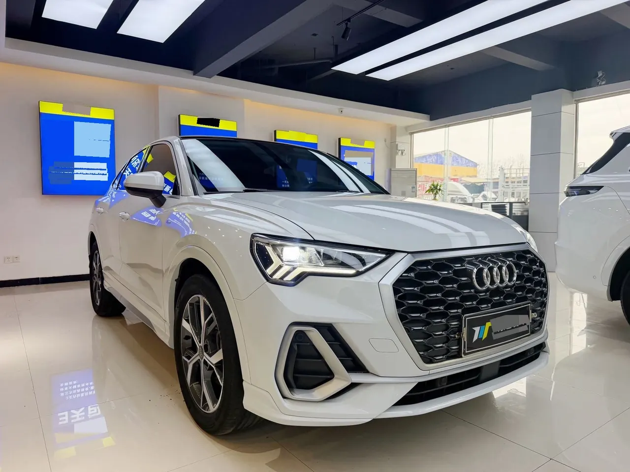 Audi 2020 Q3 Sportback 2.0TFSI 40TFSI Fashion Automatic 3