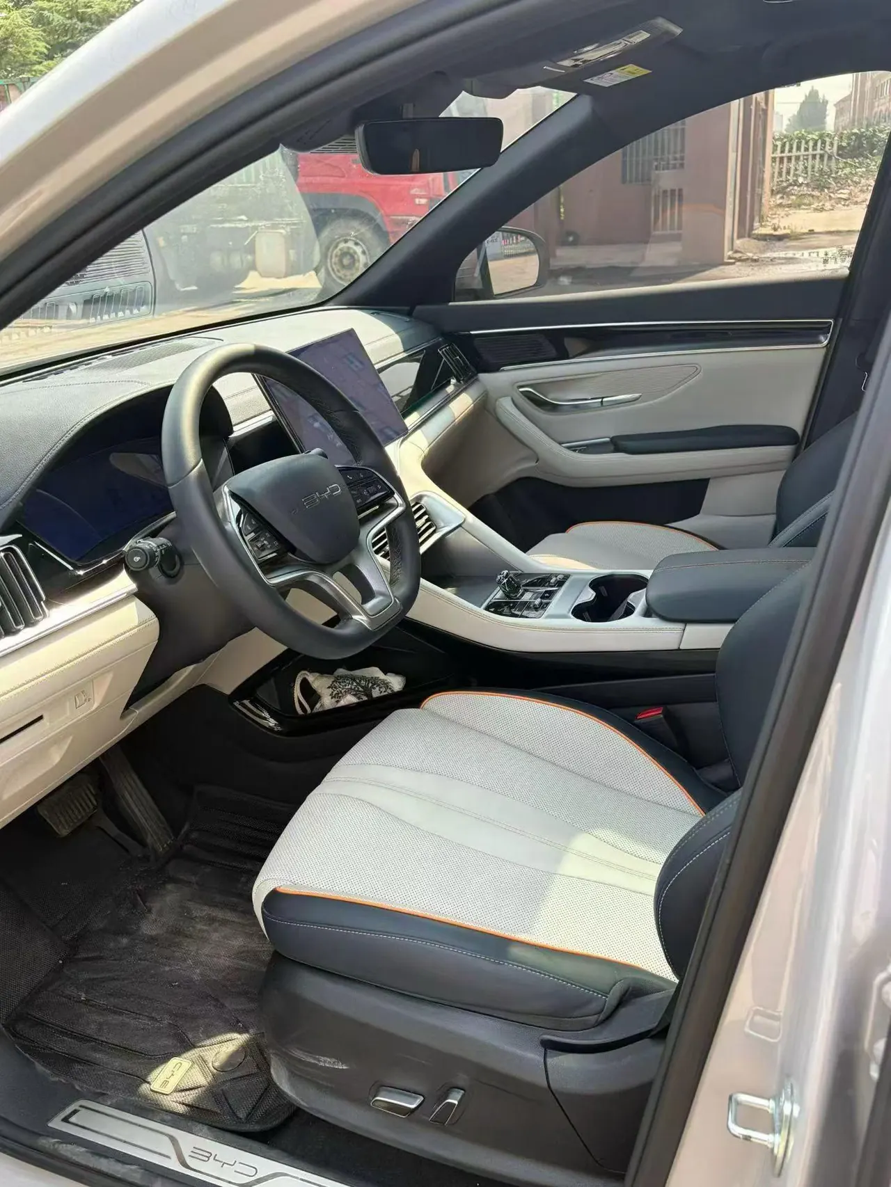 BYD Song PLUS New Energy 2024 Song PLUS DM-i 1.5 Stepless Glory Edition 110km Flagship Automatic Gear 2