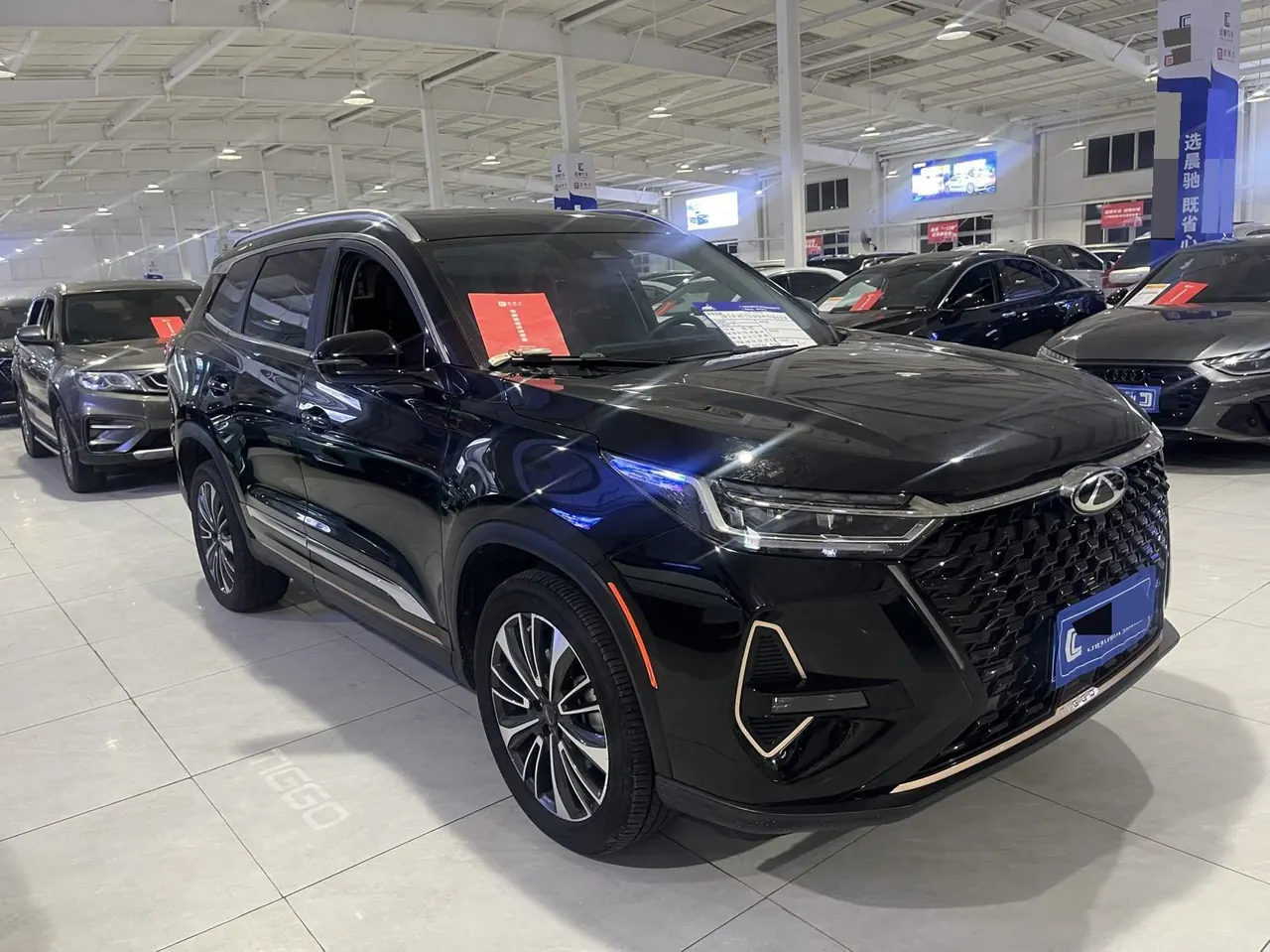 Chery 2024 Ruihu 8 PRO 2.0T 390T Champion Edition Two-Drive Peak Edition 7-seat Automatic Gear 2