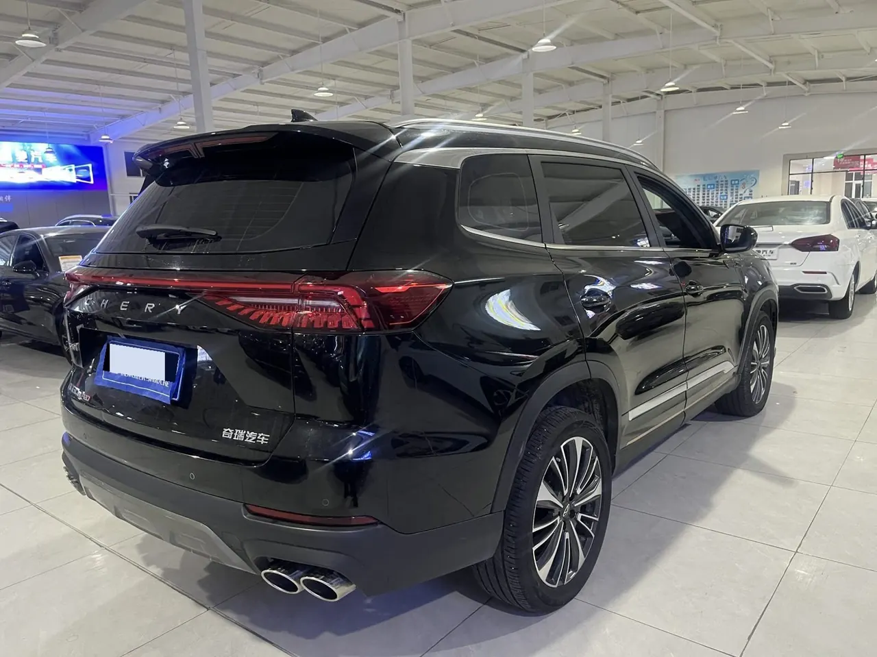 Chery 2024 Ruihu 8 PRO 2.0T 390T Champion Edition Two-Drive Peak Edition 7-seat Automatic Gear 3